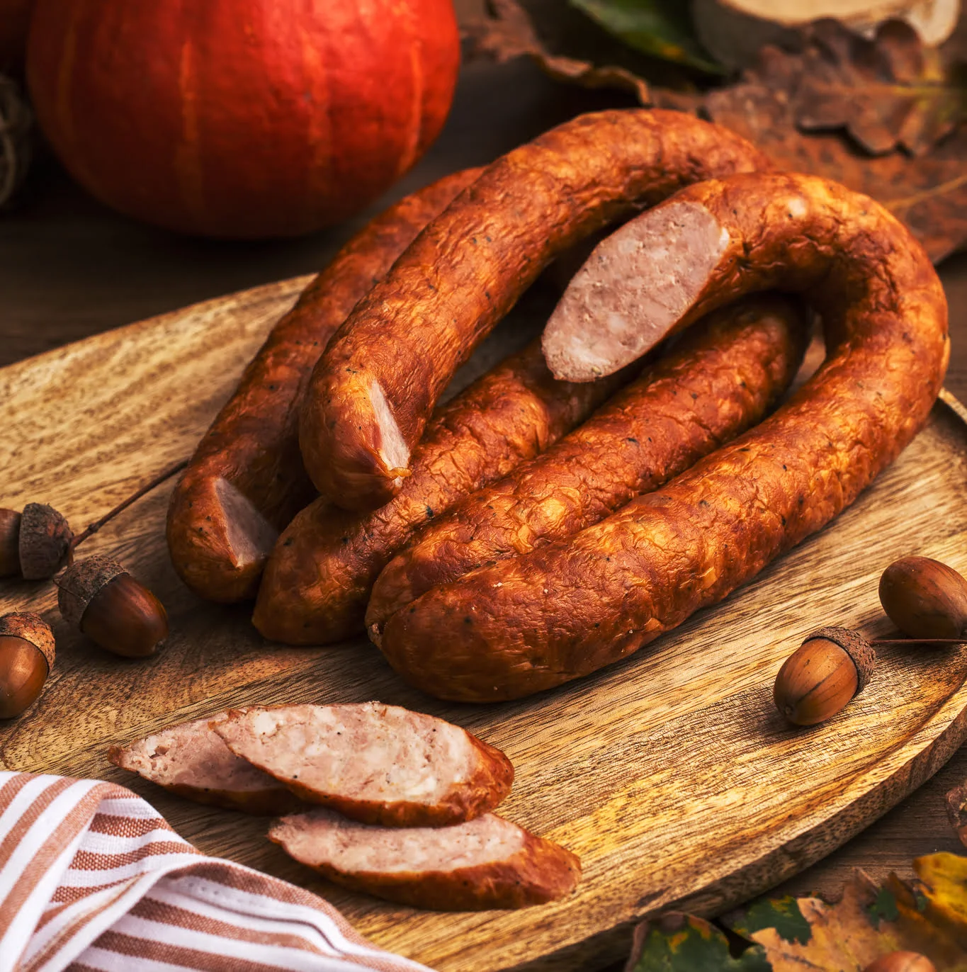 kiełbasa krucha z wędzarni w ofercie zakładu w Stanisławowie